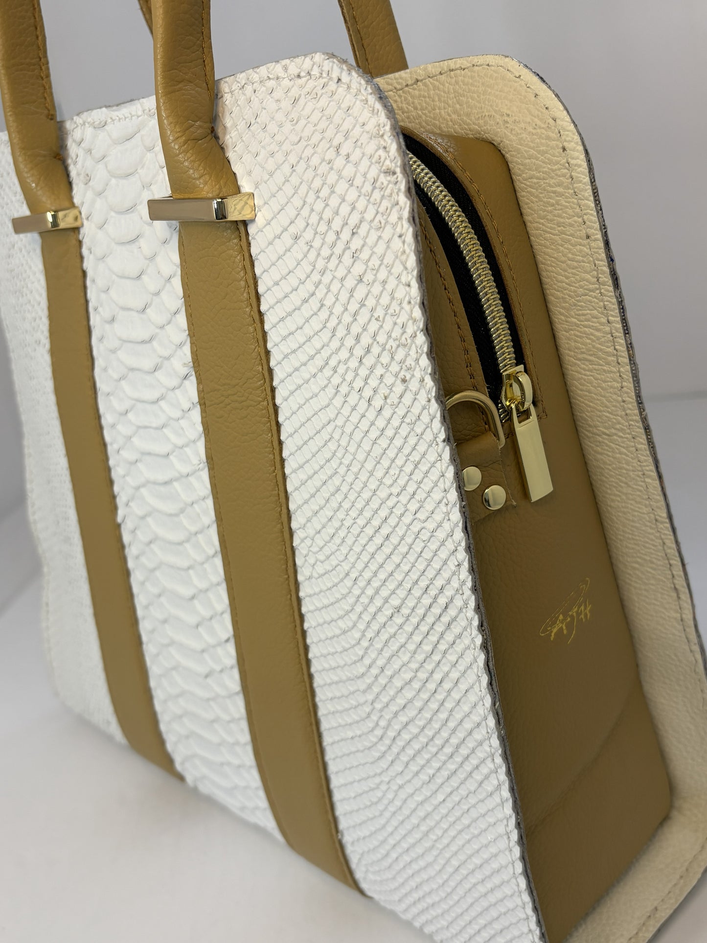 The Willie Mae Handbag